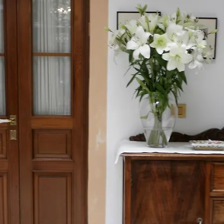 La Casa Del Maestro Boutique *